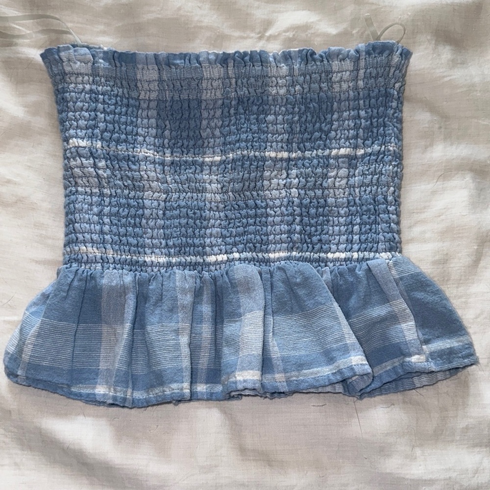 American eagle strapless shirt